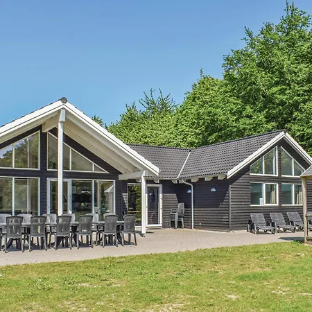Lovely In Tranekaer With Kitchen Holiday home Hou (Syddanmark)