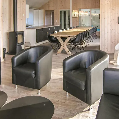 Feriehus Amazing In With Sauna